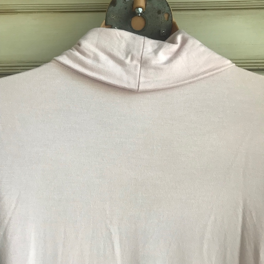 NWT Green Tea Soft Cropped Cowl Neck Top Pink Athleisure Long Sleeve | Size Med - Picture 8 of 10